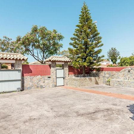 Villa Marty - Mayores De 25 Anos Chiclana de la Frontera Eksteriør bilde