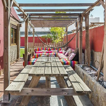 Villa Marty - Mayores De 25 Anos Chiclana de la Frontera Eksteriør bilde
